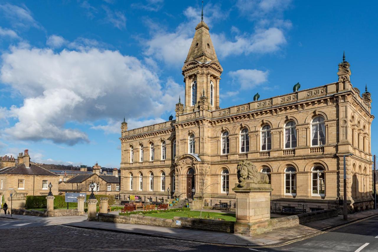 Riverside Balcony Apartment With Parking Just Minutes To Saltaire Shipley (West Yorkshire) Esterno foto