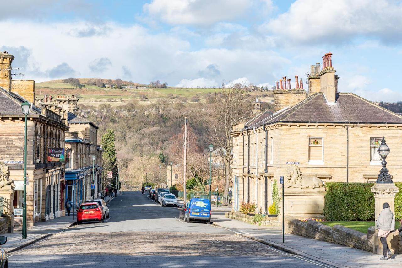 Riverside Balcony Apartment With Parking Just Minutes To Saltaire Shipley (West Yorkshire) Esterno foto