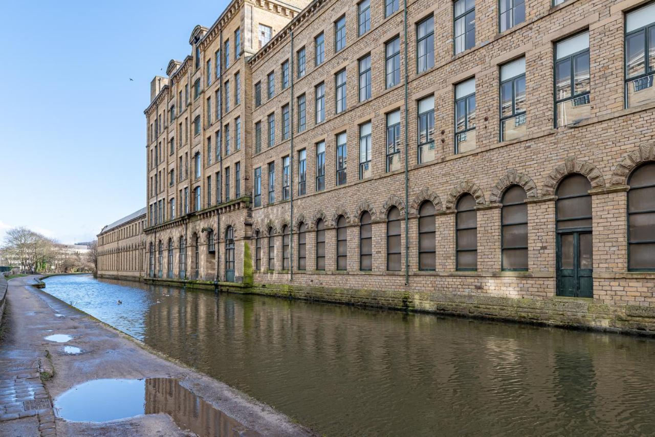 Riverside Balcony Apartment With Parking Just Minutes To Saltaire Shipley (West Yorkshire) Esterno foto