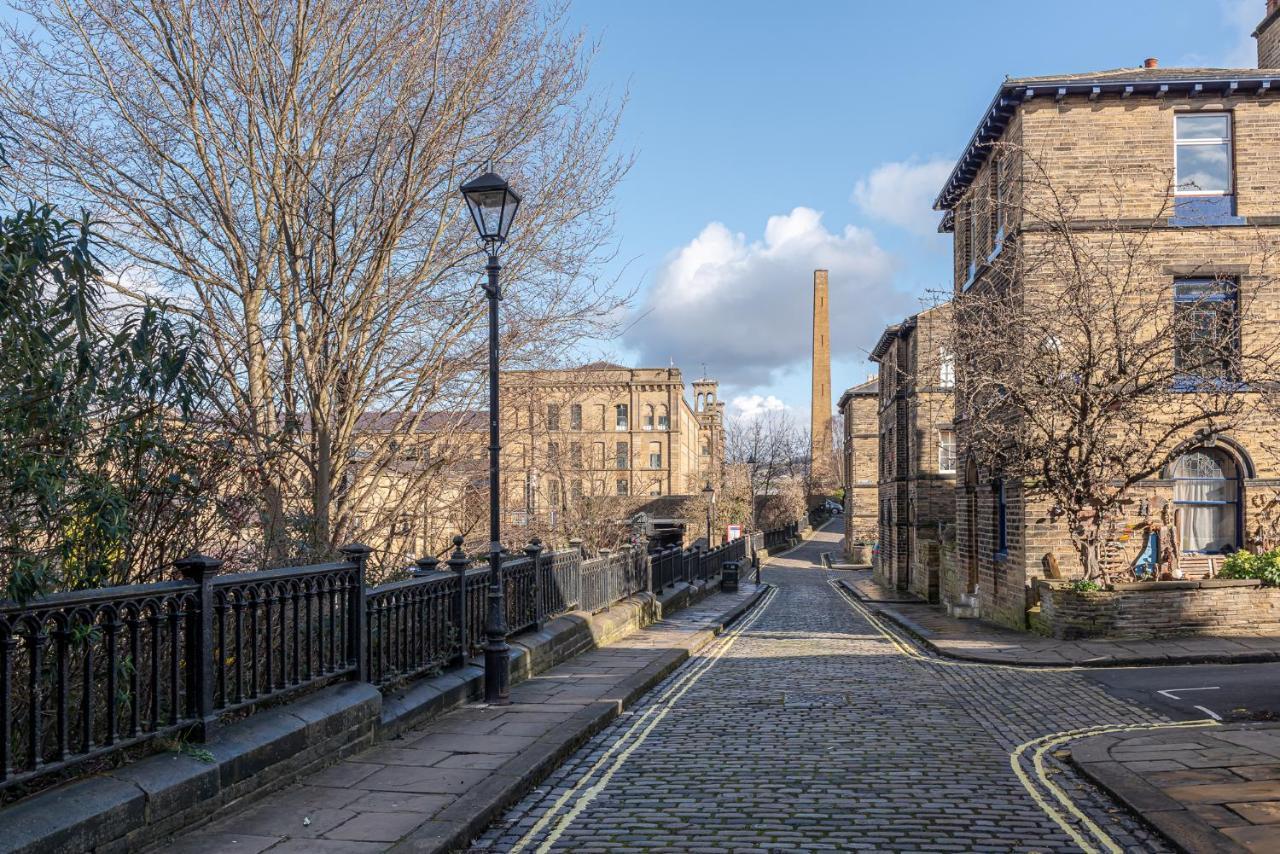 Riverside Balcony Apartment With Parking Just Minutes To Saltaire Shipley (West Yorkshire) Esterno foto