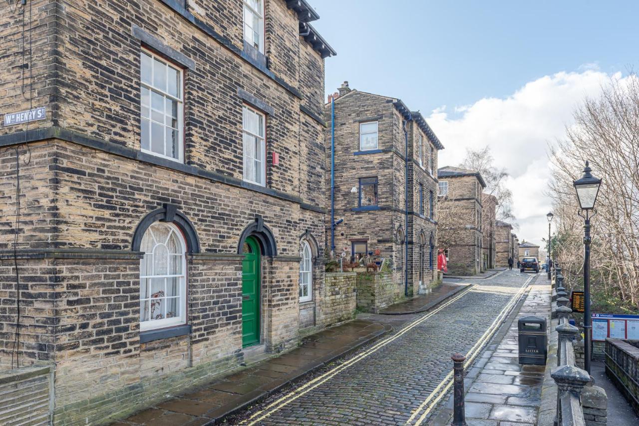 Riverside Balcony Apartment With Parking Just Minutes To Saltaire Shipley (West Yorkshire) Esterno foto